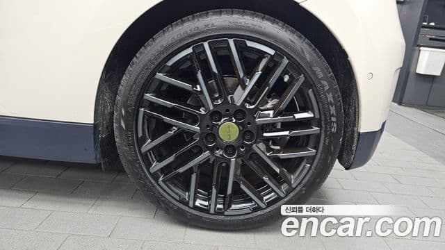 Mini Cooper Electric 2026 — Şəkil 14/32