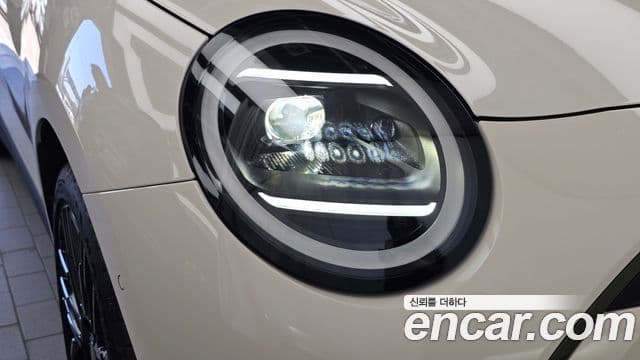 Mini Cooper Electric 2026 — Şəkil 9/32