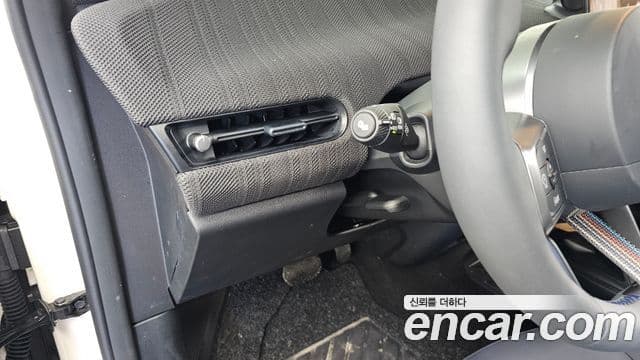 Mini Cooper Electric 2026 — Şəkil 16/32