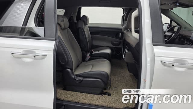 Kia Carnival 2025 — Фото 12/20
