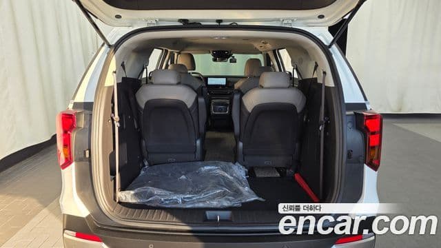Kia Carnival 2025 — Фото 20/20