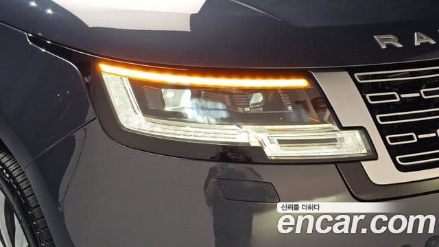 Land Rover Range Rover 2024 — ფოტო 7/44