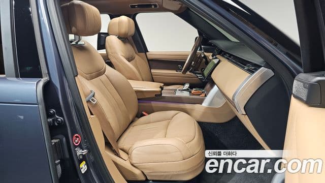 Land Rover Range Rover 2024 — ფოტო 39/44