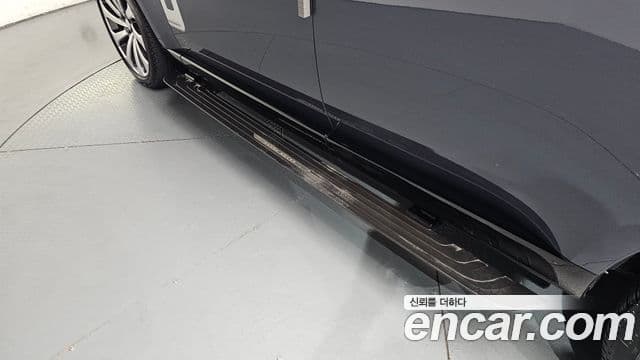 Land Rover Range Rover 2024 — ფოტო 41/44