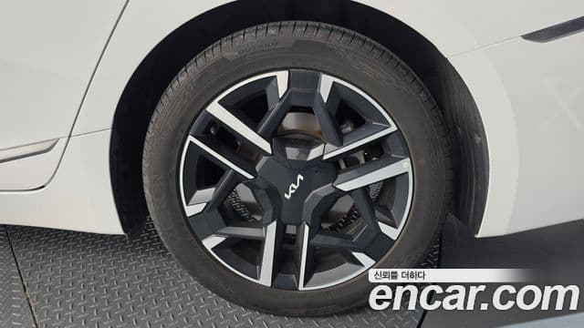 Kia K8 2025 — Photo 29/35