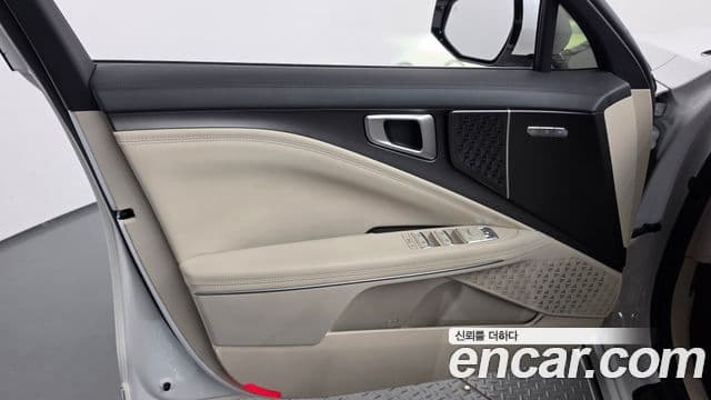 Kia K8 2025 — Photo 18/35