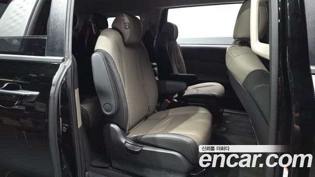 Kia Carnival 2025 — Фото 12/20