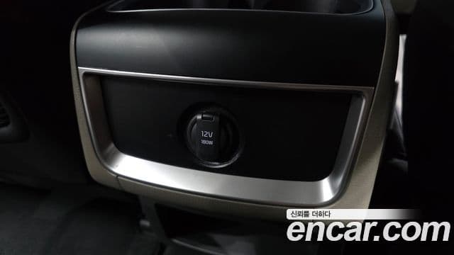 Kia Carnival 2025 — Şəkil 11/35