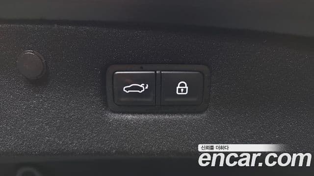Kia K8 2022 — Şəkil 10/31