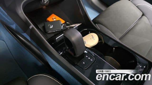 Volvo C40 Recharge 2022 — ფოტო 19/31