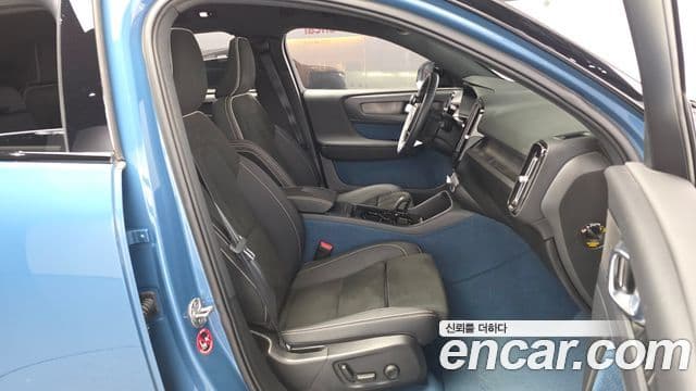 Volvo C40 Recharge 2022 — ფოტო 24/31