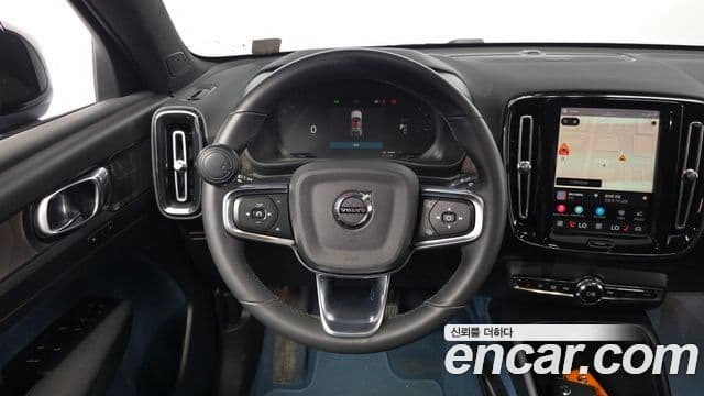 Volvo C40 Recharge 2022 — ფოტო 26/31