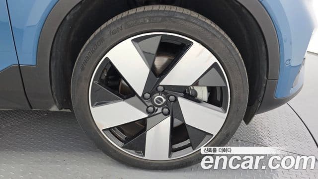 Volvo C40 Recharge 2022 — ფოტო 4/31