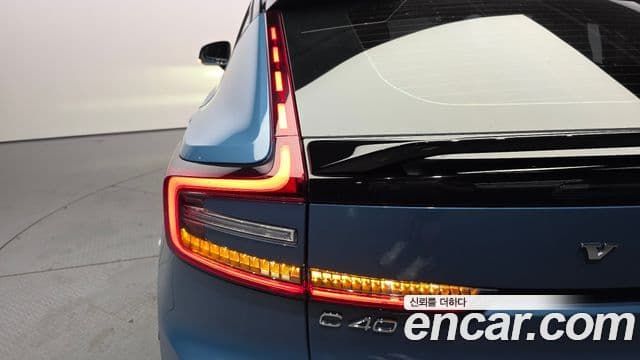 Volvo C40 Recharge 2022 — ფოტო 20/31