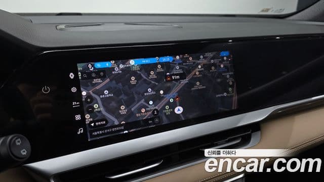 Renault Samsung Grand Koleos 2025 — Photo 16/37