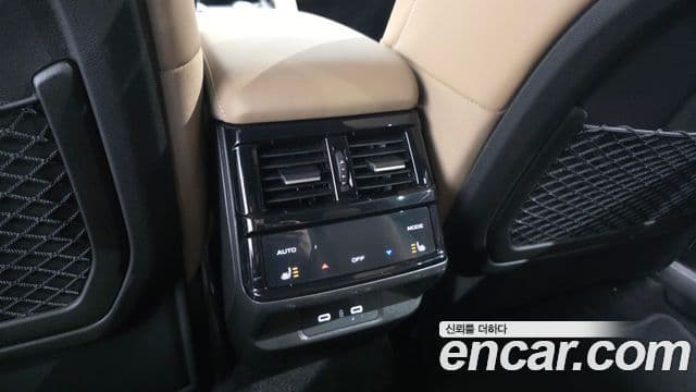 Renault Samsung Grand Koleos 2025 — Photo 20/37