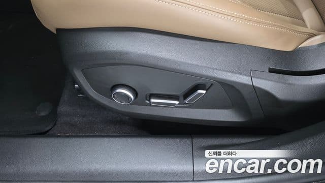 Renault Samsung Grand Koleos 2025 — Photo 7/37