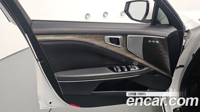 Kia K8 2023 — Photo 24/37