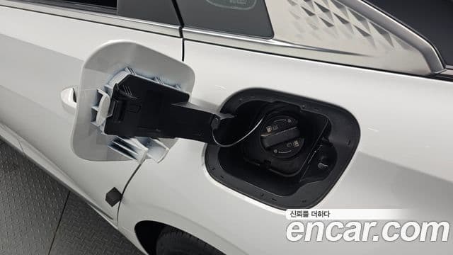Kia K8 2023 — Photo 17/37
