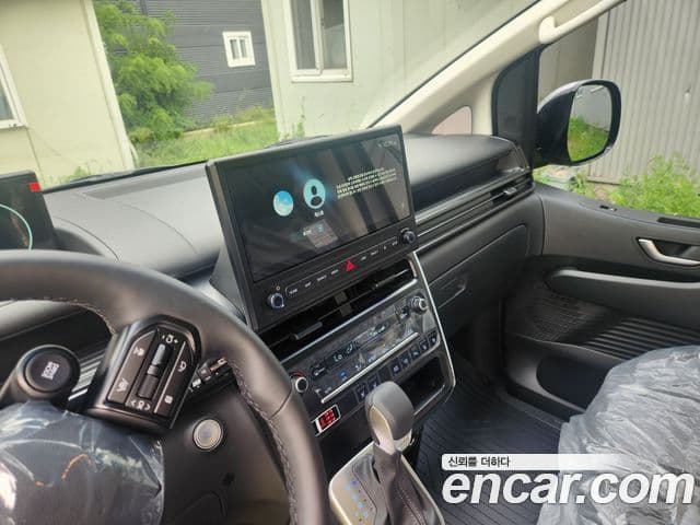Hyundai Staria 2026 — Фото 6/17