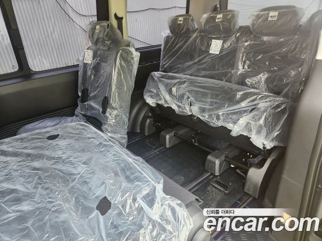 Hyundai Staria 2026 — Фото 11/17