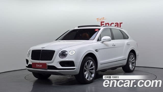 Bentley Bentayga 2020 — Фото 1/20