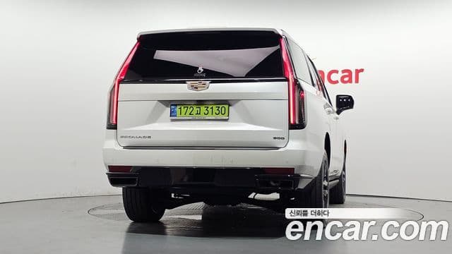 Cadillac Escalade 2021 — Фото 4/20