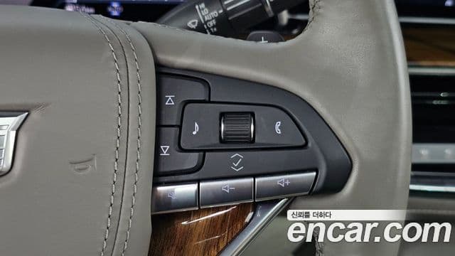 Cadillac Escalade 2021 — Şəkil 41/46