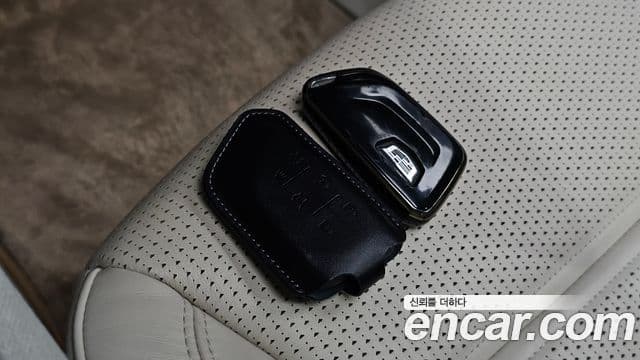 Cadillac Escalade 2021 — Şəkil 7/46
