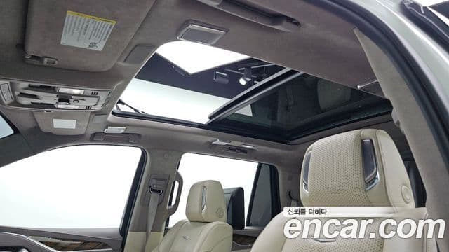 Cadillac Escalade 2021 — Şəkil 23/46