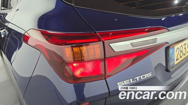 Kia Seltos 2022 — Photo 3/30