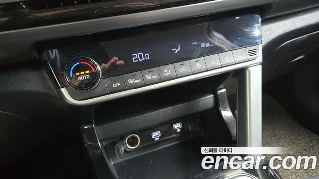Kia Seltos 2022 — Photo 28/30