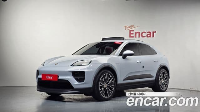 Porsche Macan EV 2025 — ფოტო 3/35