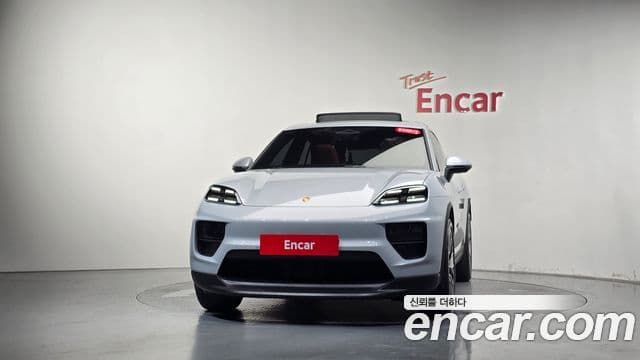 Porsche Macan EV 2025 — ფოტო 27/35