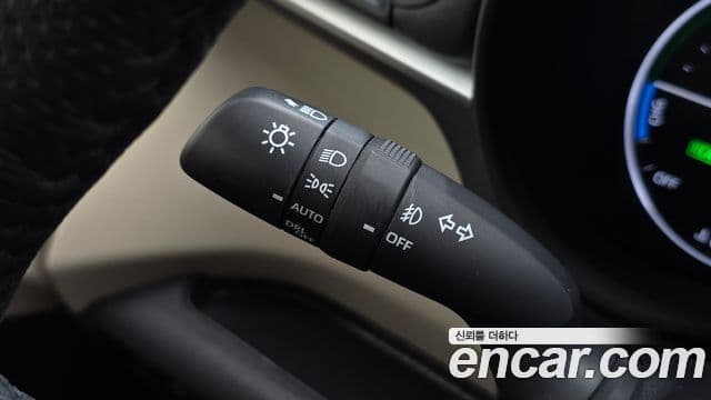 Toyota Sienna 2022 — Şəkil 6/36