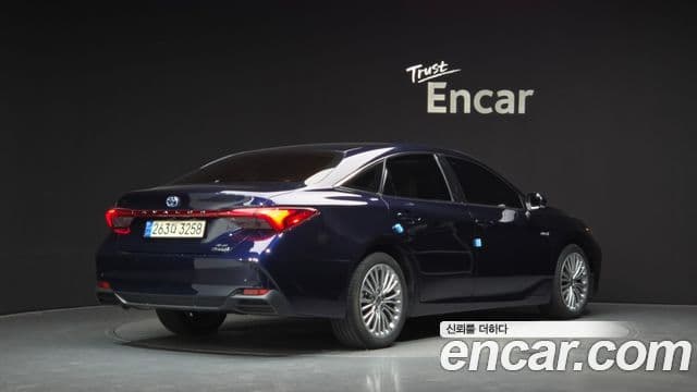 Toyota Avalon 2021 — Şəkil 20/30