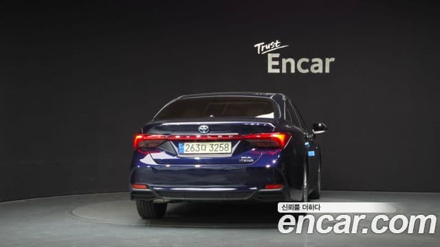Toyota Avalon 2021 — Şəkil 4/30