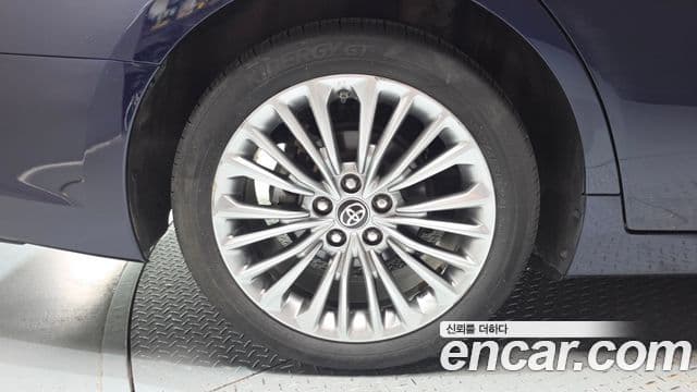 Toyota Avalon 2021 — Şəkil 30/30