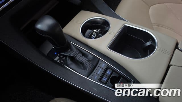 Toyota Avalon 2021 — Şəkil 11/30