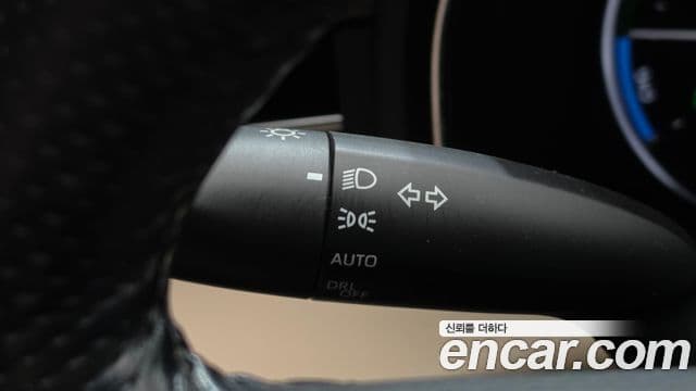 Toyota Avalon 2021 — Şəkil 28/30