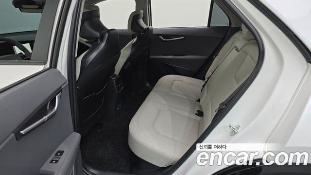 Kia Niro 2025 — Фото 11/20