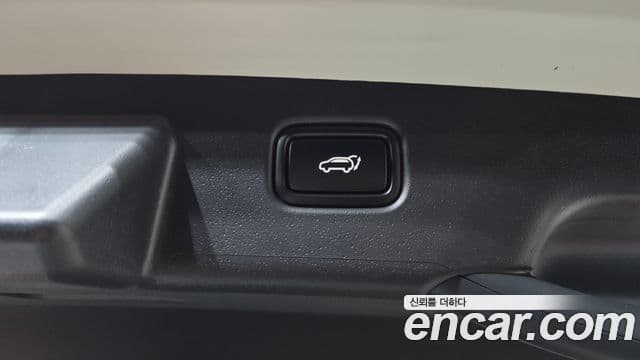 Kia Niro 2025 — Фото 16/20