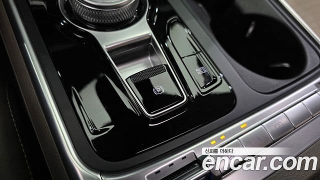Kia Carnival 2025 — Фото 18/20