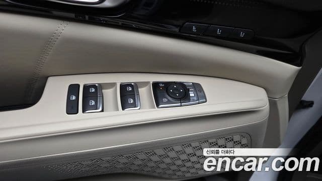Kia Carnival 2025 — Şəkil 13/40