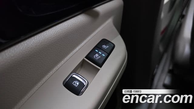 Kia Carnival 2025 — Şəkil 40/40
