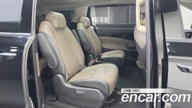 Kia Carnival 2023 — Фото 11/20
