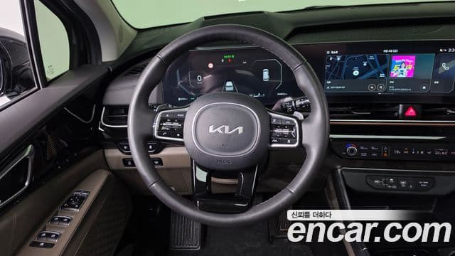 Kia Carnival 2023 — Фото 13/20