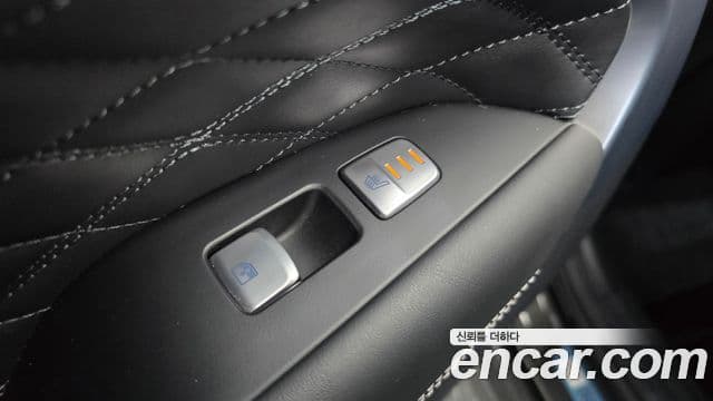 Genesis G70 2022 — Şəkil 13/39