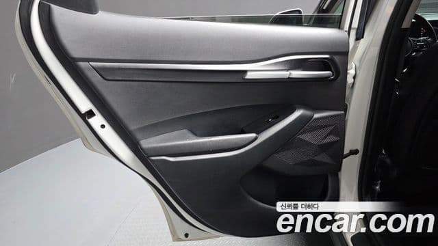 Kia Seltos 2023 — Photo 20/30