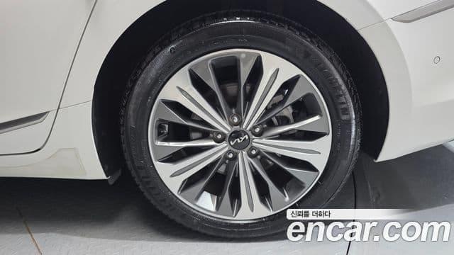 Kia K8 2024 — Şəkil 3/35